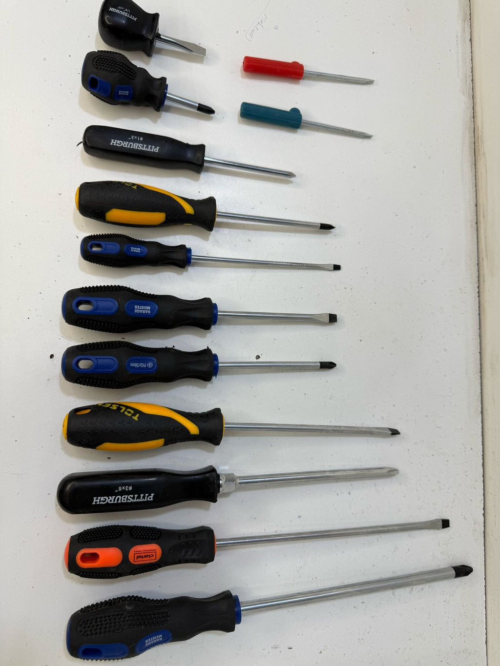 1KG Screwdriver 13 in 1 set