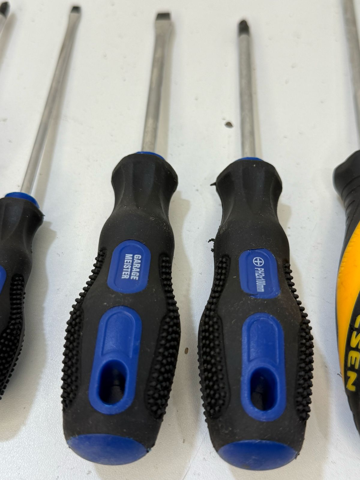 1KG Screwdriver 13 in 1 set